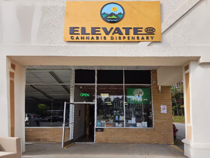 elevateadk-cannabis-dispensary-store